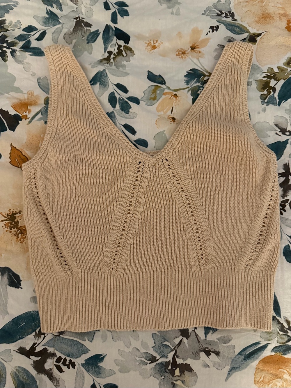 Banana Republic Beige V-Neck Knit Tank